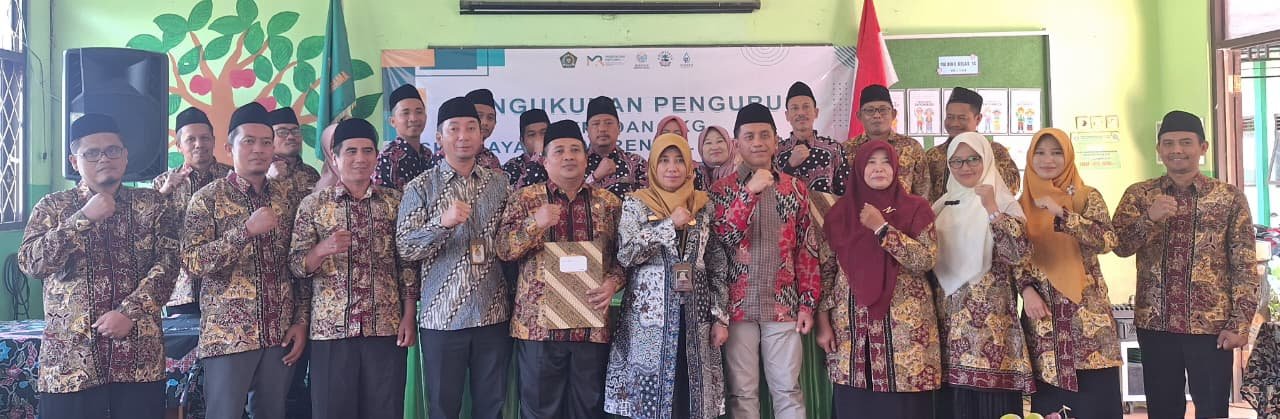 Pengukuhan Pengurus KKMI dan KKG Rengel–Grabagan, Kakankemenag Tuban Beri Pembinaan
